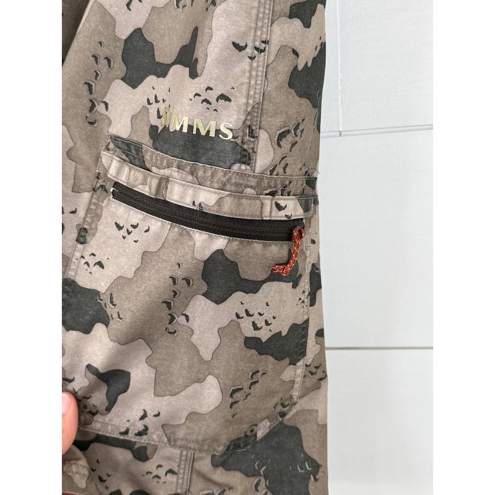 Simms Hex Camo Fishing Cargo Shorts Zip Pocket Wading Outdoor Brown Gray XL